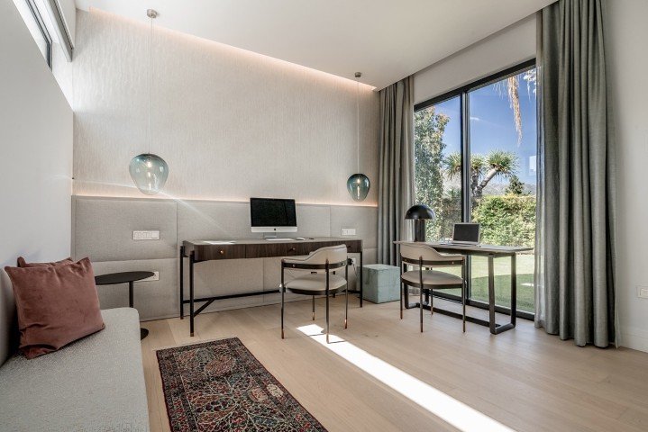 DSC02443-Large (Petite)